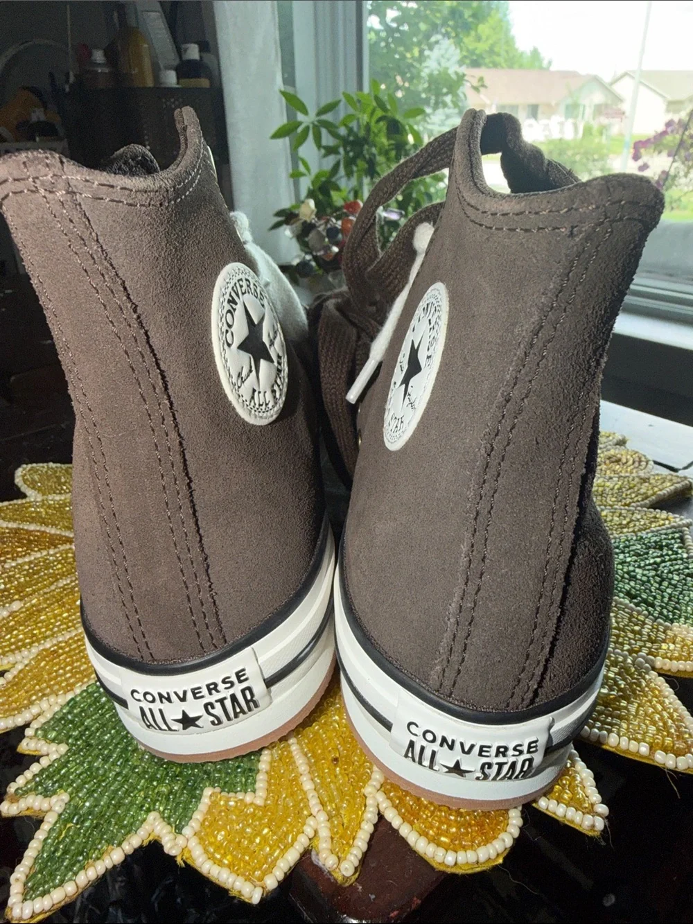 Converse Chuck Taylor Brown Suede High Top Sneakers 5Y Women’s 7 NWT